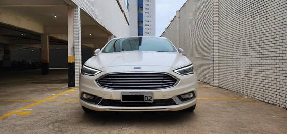 FORD FUSION 2.0 TITANIUM AWD 16V GASOLINA 4P AUTOMÁTICO FORD FUSION 2.0 TITANIUM AWD 16V GASOLINA 4P AUTOMÁTICO